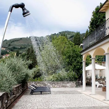 Elegant Near Lucca Villa *
