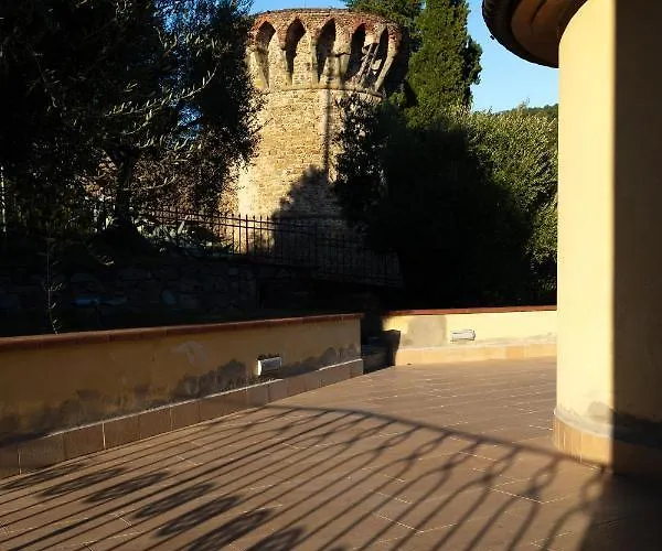 Elegant Near Lucca Villa